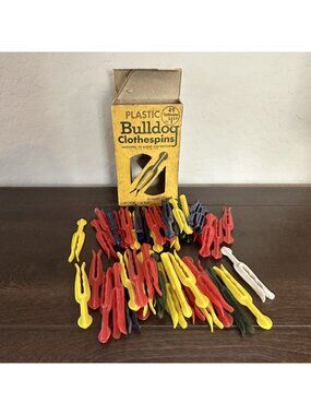 Vintage Bulldog Plastic Clothespins 49 Pc MCM Atomic Colors w/Box 1950s